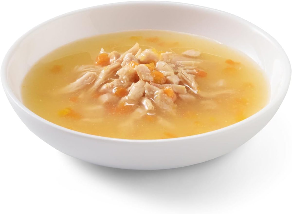 Schesir Cat Wet Soup - Chicken with Pumpkin 85g pouch. Natural cat food with tender chicken and pumpkin for digestion and hydration support.